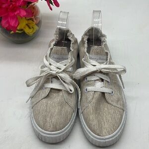 Tommy Bahama Tan Fabric Sneakers Size 9 SNK4017E
